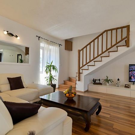 Apartman Ciciliani Трогир Экстерьер фото