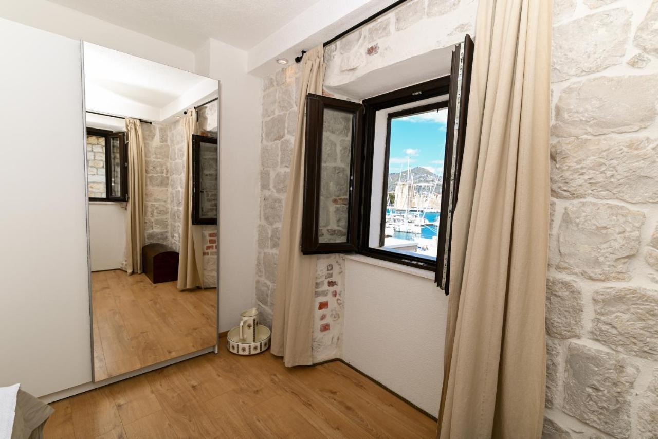 Apartman Ciciliani Трогир Экстерьер фото